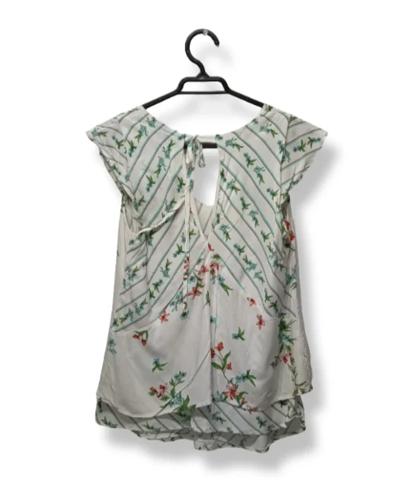 Blusa Floral con Capas y Lazo – IO – Talla M
