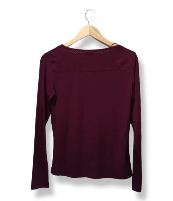 1000004845 (17) Polera Manga Larga IO – Talla M