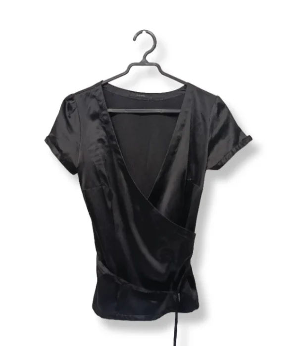 Blusa Cruzada Negra  – Talla M
