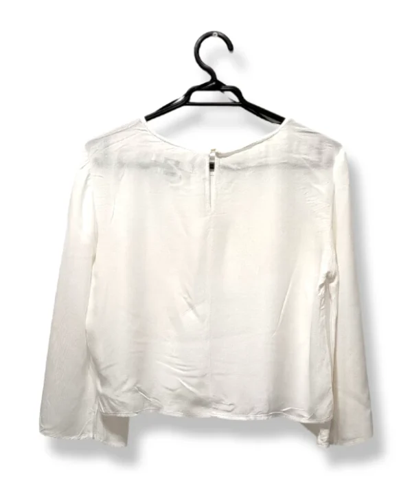 pixelcut-export-1750994451990 Blusa Blanca Crop Basement – Talla S