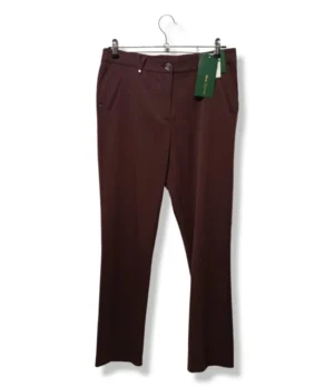 pixelcut-export-1751182081437 Pantalón Ma Griffe café con etiqueta – Elegancia clásica y ajuste perfecto