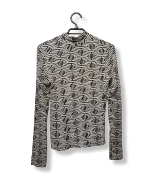 Polera manga larga IO , talla S