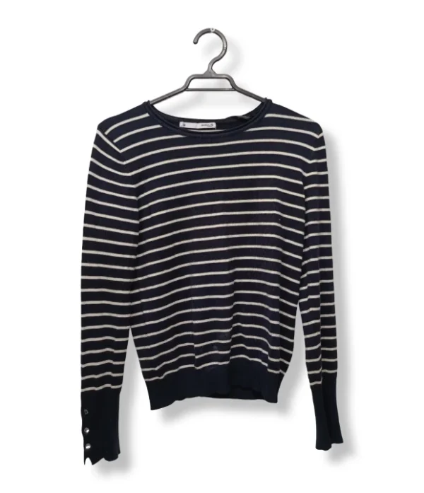 pixelcut-export-1751215073229 Sweater Marquis rayado azul marino – Clásico, versátil y atemporal