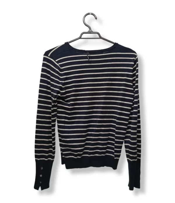 pixelcut-export-1751215218852 Sweater Marquis rayado azul marino – Clásico, versátil y atemporal