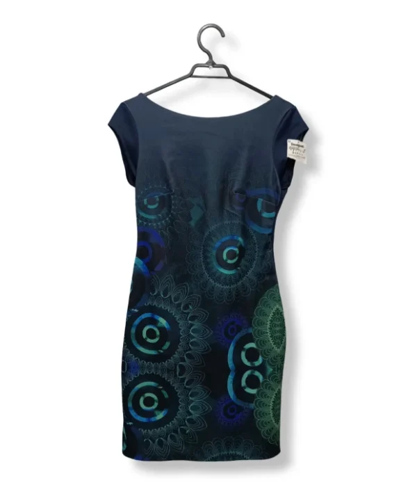 pixelcut-export-1751221553292 Vestido Desigual estampado mandalas – Arte, color y personalidad en una sola prenda