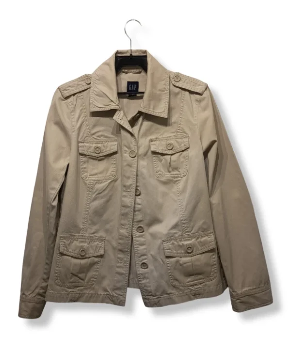 Chaqueta Safari GAP – Estilo Aventura y Comodidad
