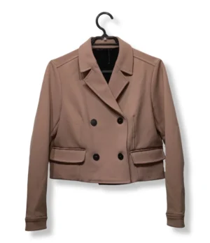 pixelcut-export-1751258705946 Chaqueta Corta Zara Basic – Rosa pálido con Doble Botonadura, Talla M