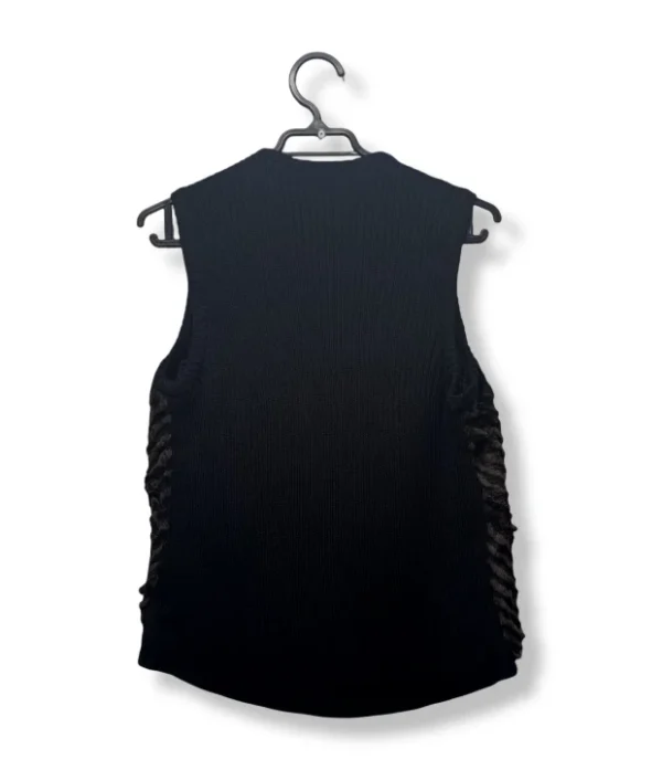 pixelcut-export-1751320623164 Chaleco Negro de Peluche Anna Leonard