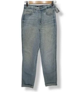 pixelcut-export-1752469352270 Jeans Recto Celeste Claro – Hollister – Talla 34