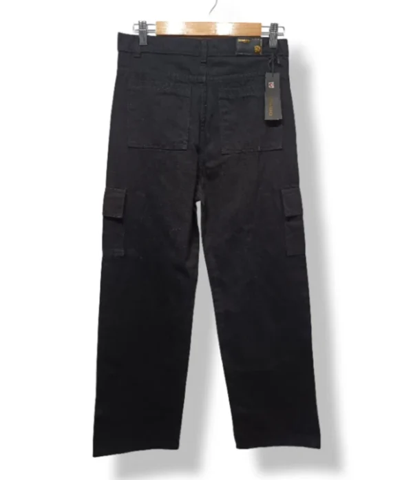 pixelcut-export-1752472481960 Jeans Cargo Recto Negro – Diesel – Talla 38 (Nuevo con etiqueta)