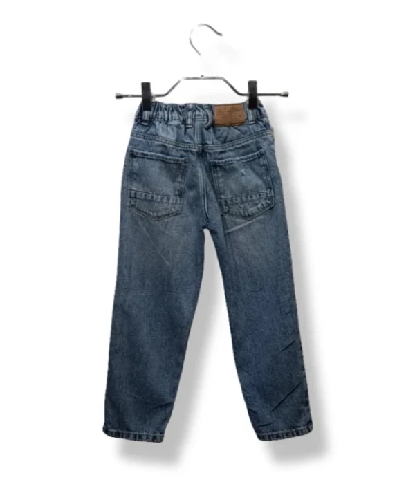 1000015516 (17) Jeans denim desgastado – Zara – Talla 4-6 años