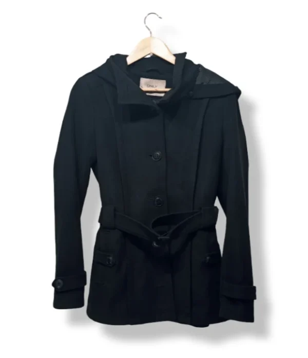 Abrigo negro con capucha  ONLY – Talla S