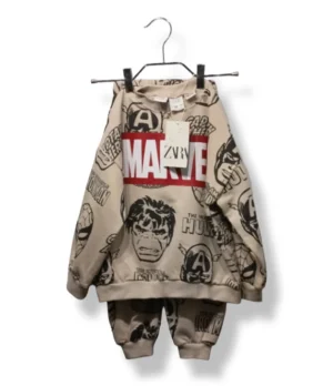 pixelcut-export-1754060298903 Pijama Marvel Zara (4-5 años)