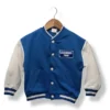 Chaqueta varsity azul con mangas blancas Zara