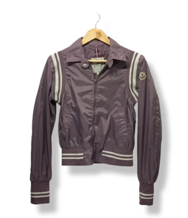 pixelcut-export-1754284930574 Chaqueta bomber Moncler lavanda, Talla XS/S
