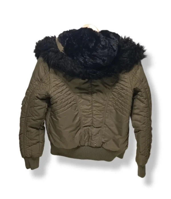 pixelcut-export-1754285021089 Parka bomber verde oliva con interior chiporro FB Sister – Talla XS/S