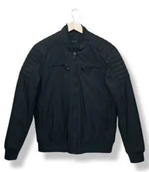 pixelcut-export-1754285339111 Chaqueta negra tipo biker acolchada Reserved – Talla M