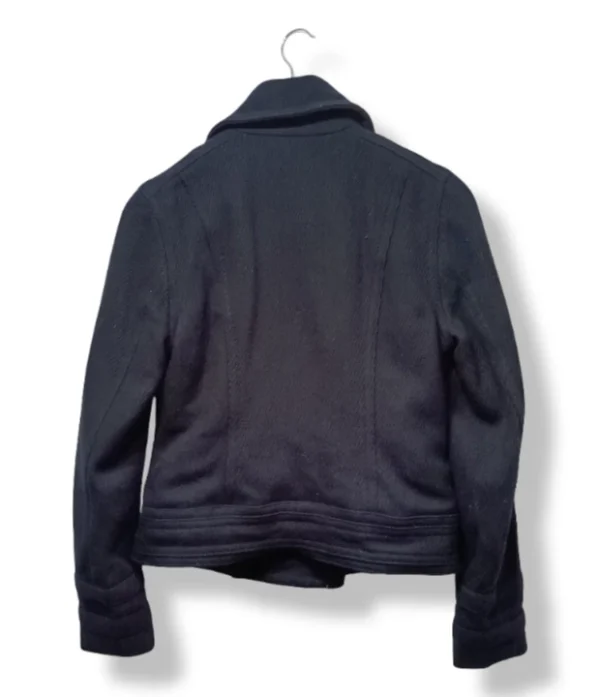 pixelcut-export-1756360931146 Abrigo corto azul marino Club Mónaco talla M