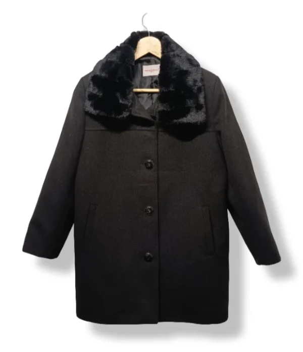 pixelcut-export-1756361428494 Abrigo negro Gocce di Elena Verona