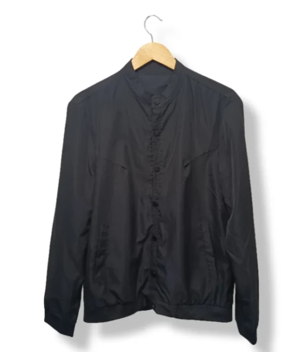 pixelcut-export-1756384019803 Chaqueta negra cuello mao 2XL