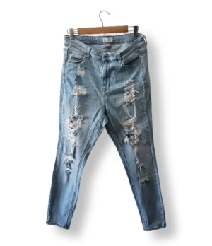 1000024175 (14) Jeans celeste Max Jean – Talla 42