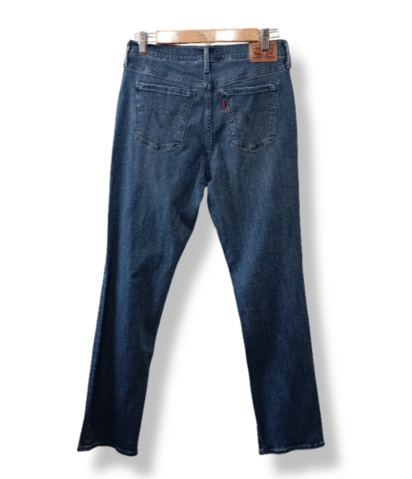 Jeans Levi’s azul bordado estrellas – Talla 38