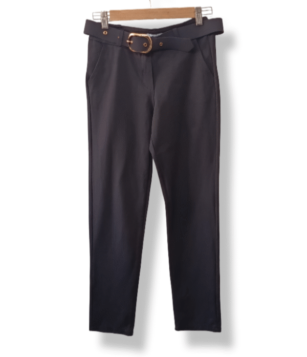 pixelcut-export-1757514215111 Pantalón negro Flare con cinturón, talla S