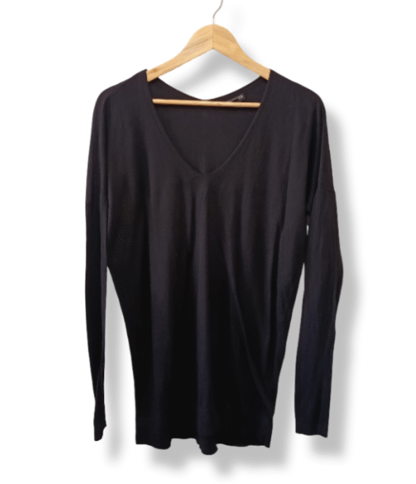 Sweater Express Negro Escote V — Talla M