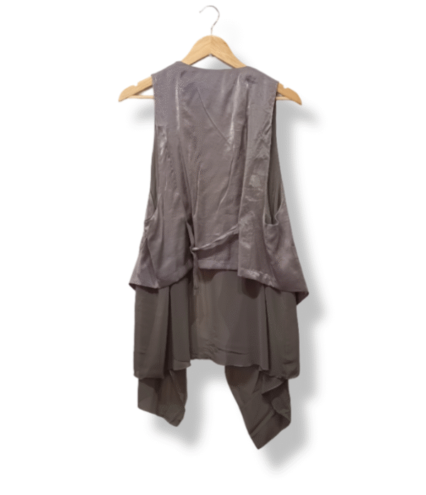 Chaleco sin mangas Riu gris fluido Talla M