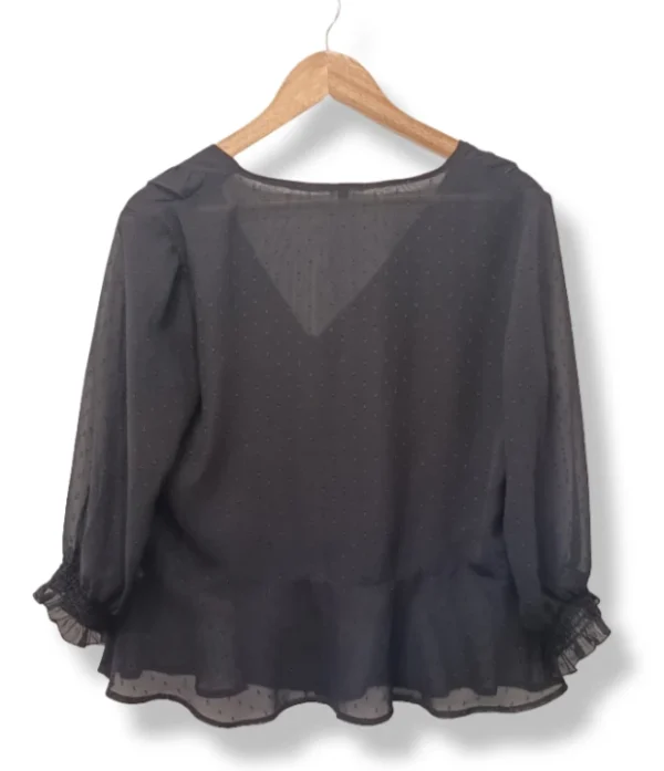 pixelcut-export-1757566798949 Blusa negra con vuelos y botones ASH – Talla 38