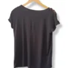 Polera negra con mangas trenzadas TAHARI