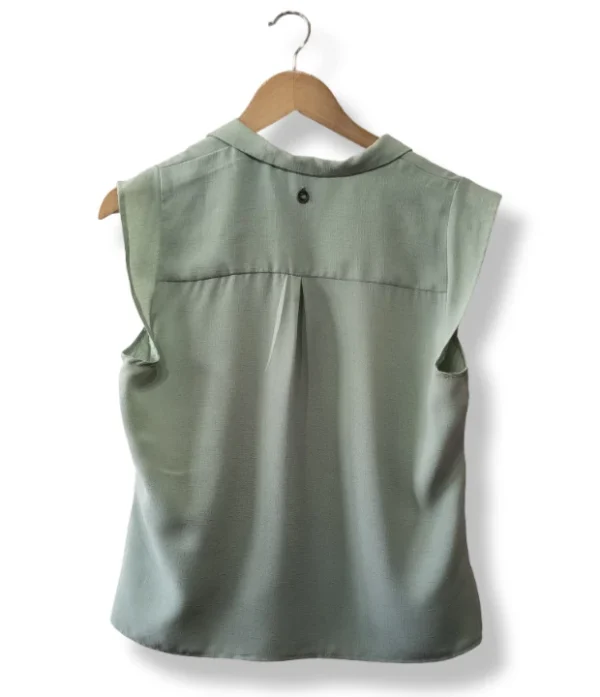 Blusa IO verde, talla S
