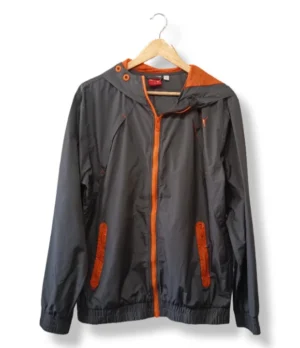 pixelcut-export-1757569394239 Chaqueta cortaviento Puma gris – Talla M
