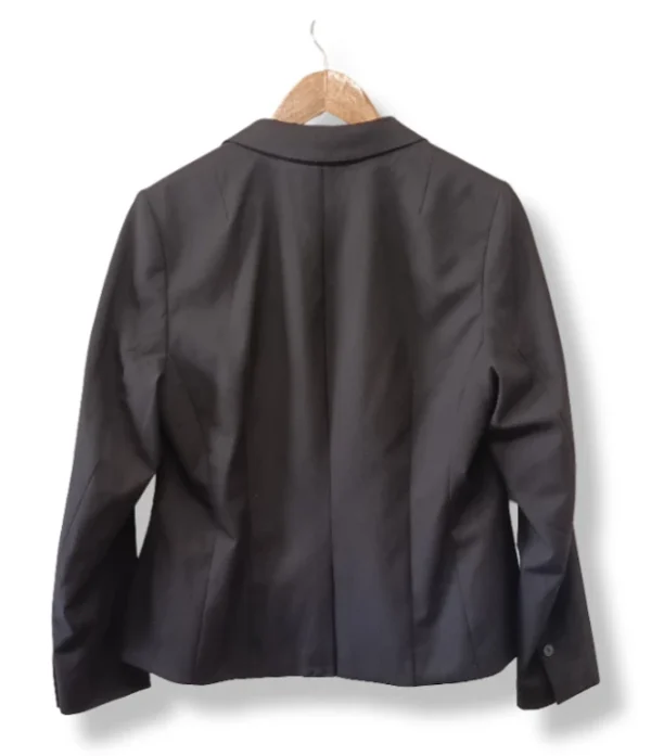 Blazer negro H&M de corte clásico, talla 42