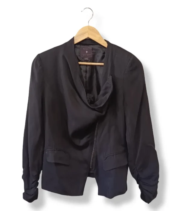 pixelcut-export-1757571077712 Blazer negro Forever 21, talla 38