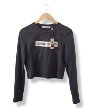 pixelcut-export-1757573003957 Polera manga larga negra Calvin Klein Jeans – Talla M (Nueva)