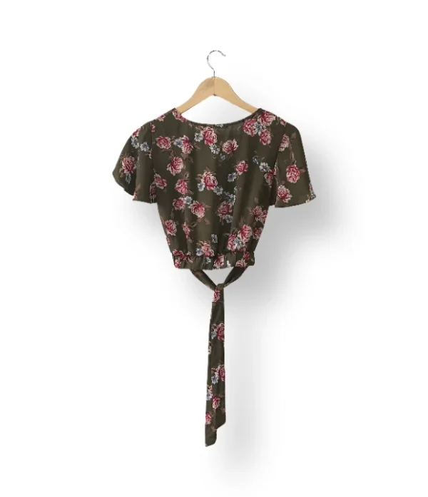 IMG_20251021_154039 Blusa cruzada floral Active USA – Talla S