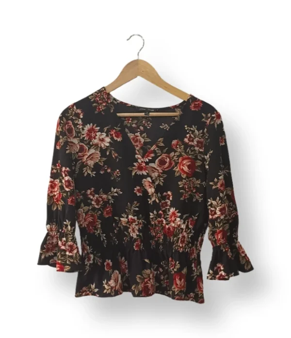 IMG_20251021_154051 Blusa floral Moa Moa – Talla M