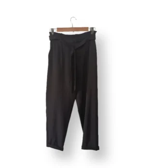 Pantalón Pull&Bear negro con cinturón – Talla 38