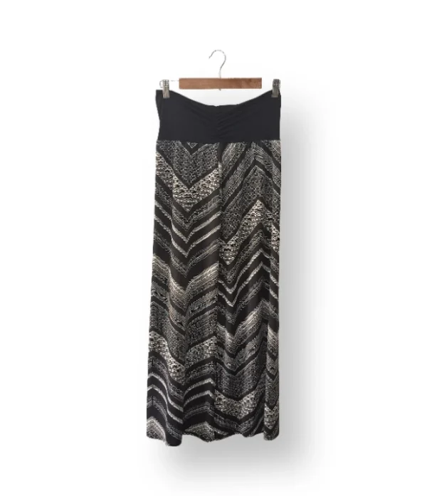 IMG_20251021_155706 Falda AB Studio con estampado geométrico - Talla M