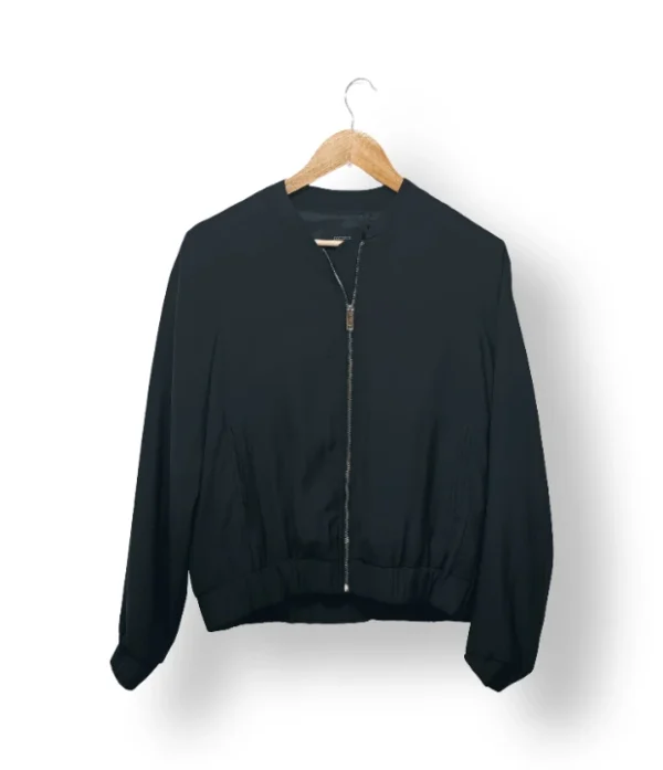 IMG_20251021_180424 Chaqueta negra Papaya talla L