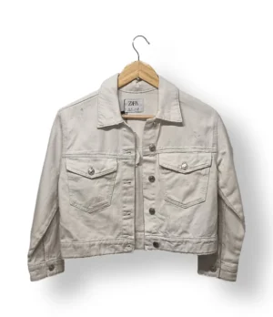 IMG_20251021_182108 Chaqueta ZARA Kids denim blanca talla 9 años (como nueva)