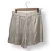 Short satinado beige ZARA talla S (nuevo con etiqueta)