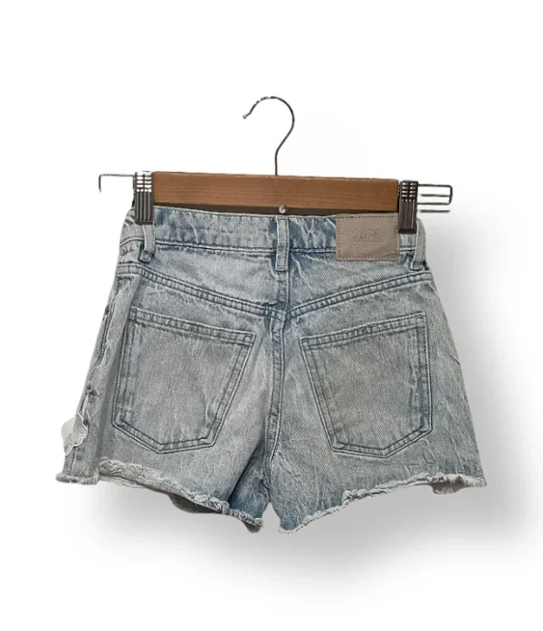 Short denim con flores ZARA Kids talla 9 años (como nuevo)