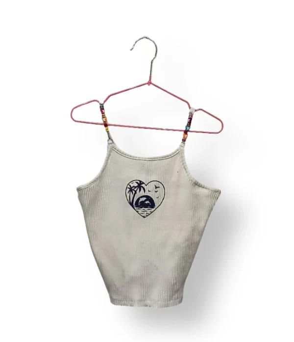 Top ZARA blanco con estampado corazón talla 8-9 meses (como nuevo)