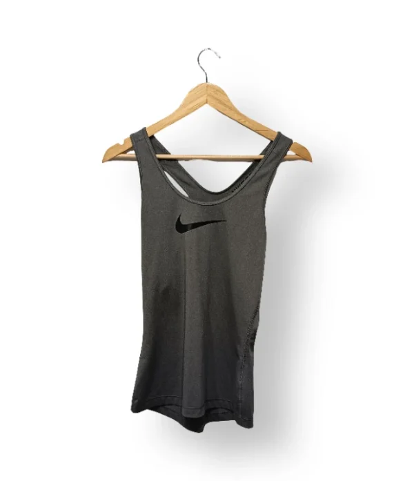 Top deportivo Nike Dri-FIT grafito- Talla S