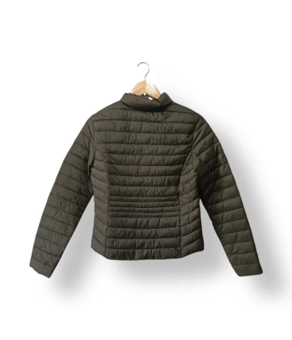 Chaqueta acolchada liviana Primark verde oliva (Talla XS)