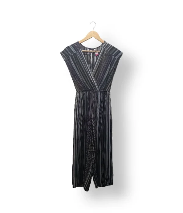 Enterito plisado No Boundaries – Talla S