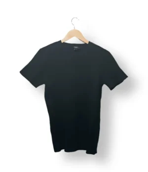 IMG_20251106_182916 Polera negra básica Forever 21 – Talla S