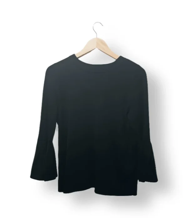 Sweater negro con mangas acampanadas H&M – Talla M